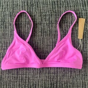 SKIMS Signature Swim Adjustable Triangle Top, Size M, Never Worn